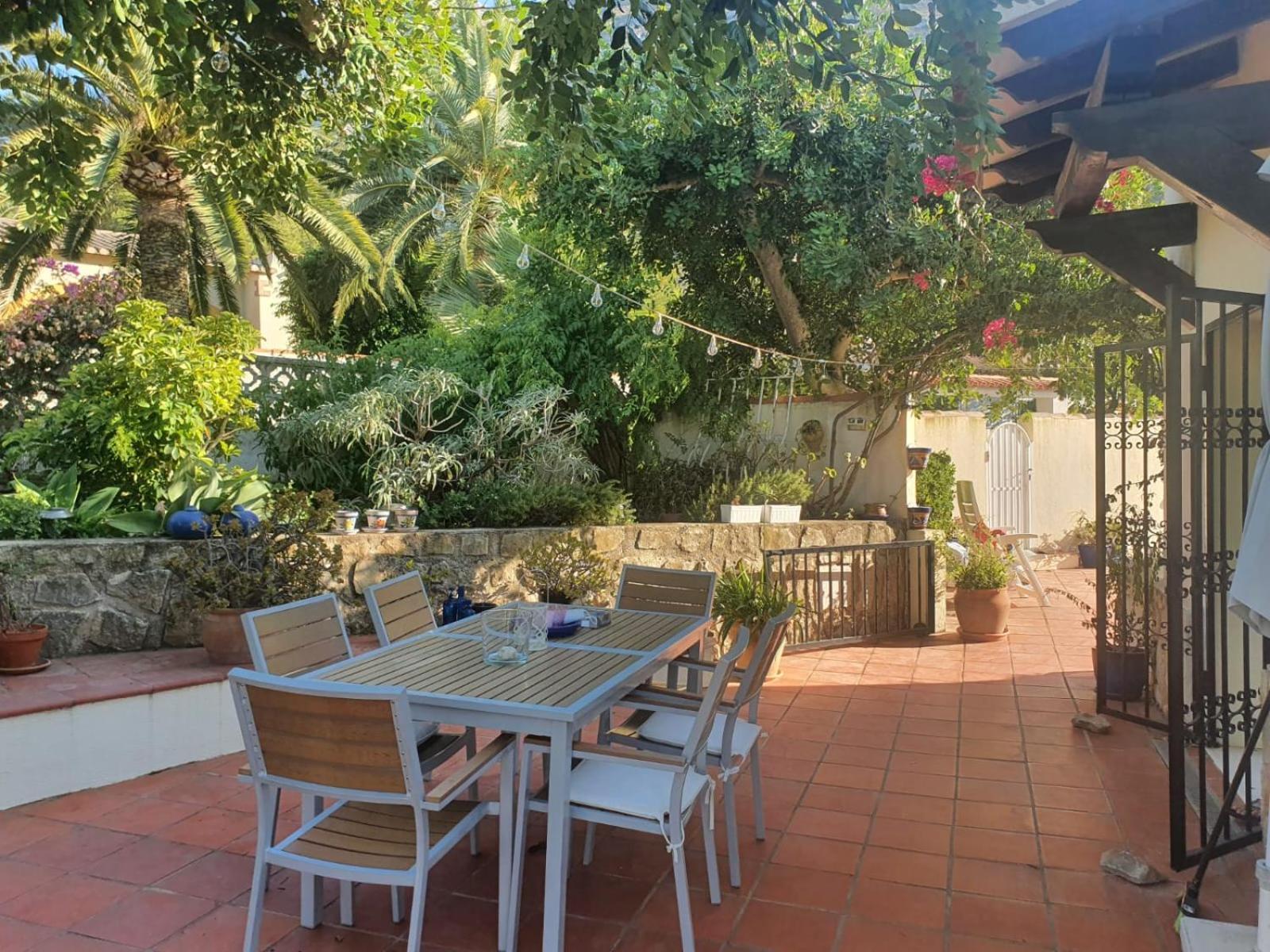 デニア Agradable Casa Con Piscina Privada Y Jardinヴィラ エクステリア 写真